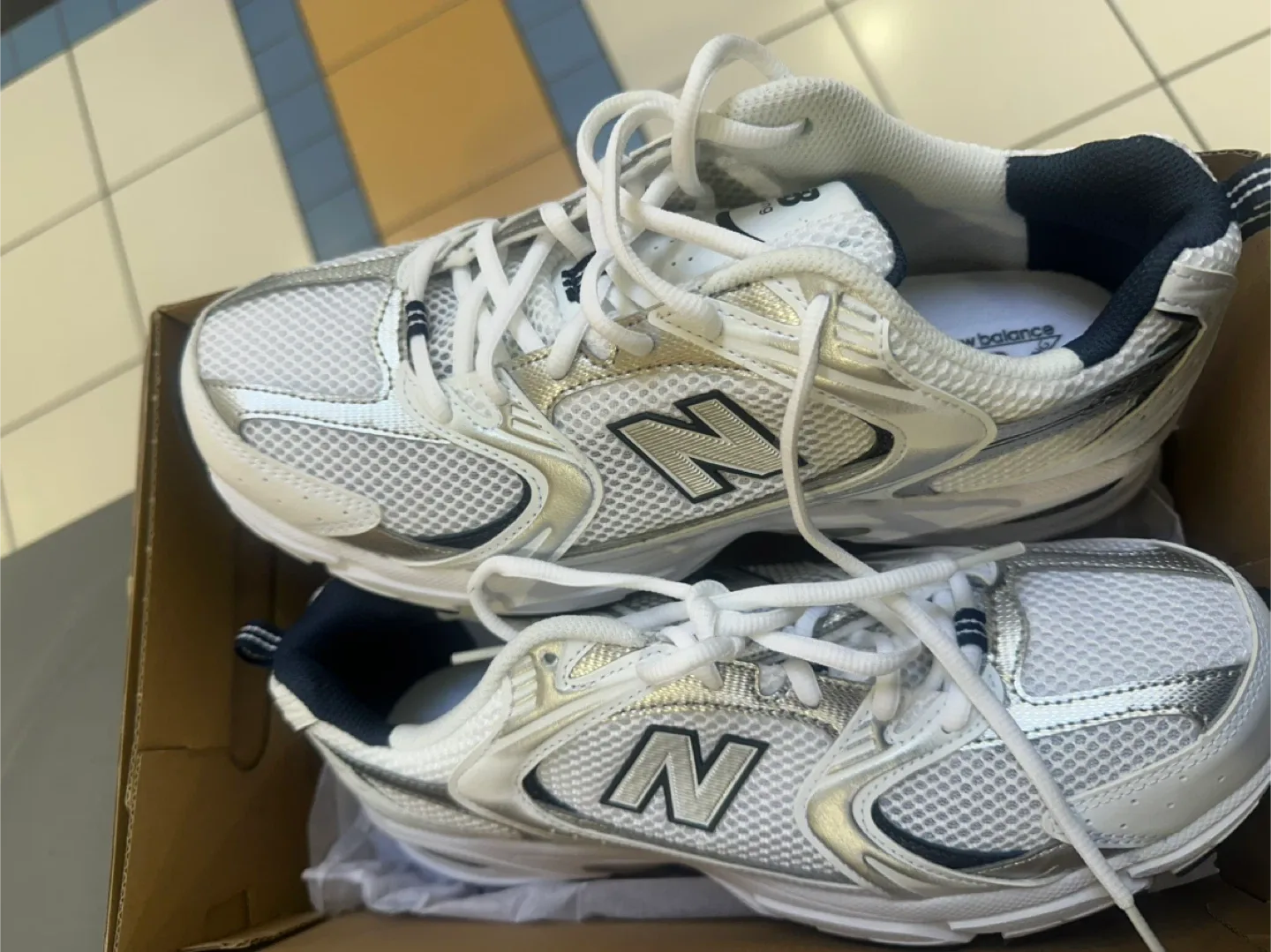 New Balance 530 White/Silver Sneakers image indicator(3)