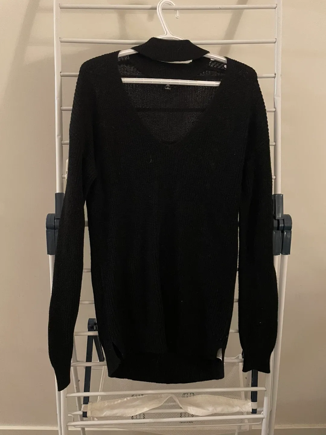 Dress $10 each $60 for all image indicator(5)