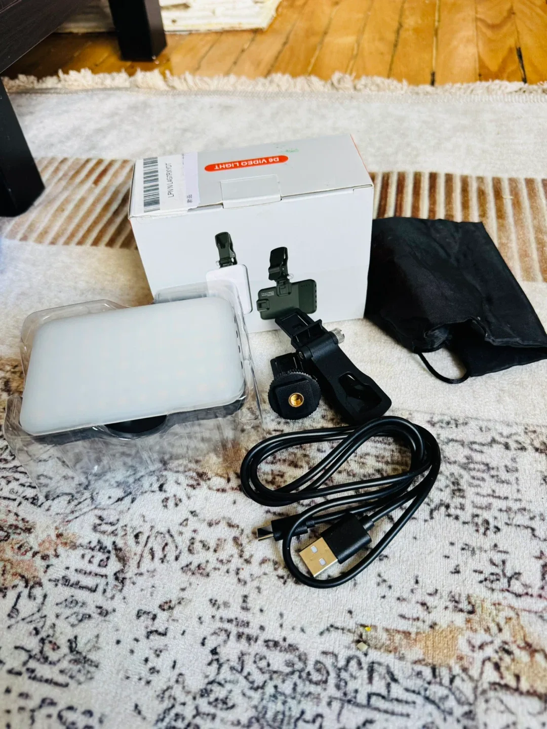 D6 Video Light - thumbnail