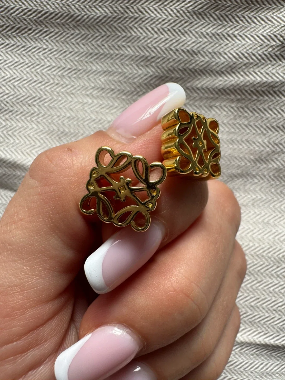 Earrings  LW image indicator(4)