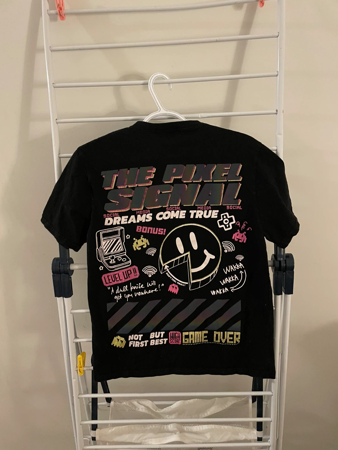 T shirts $5 each or $20 for all - photo 2