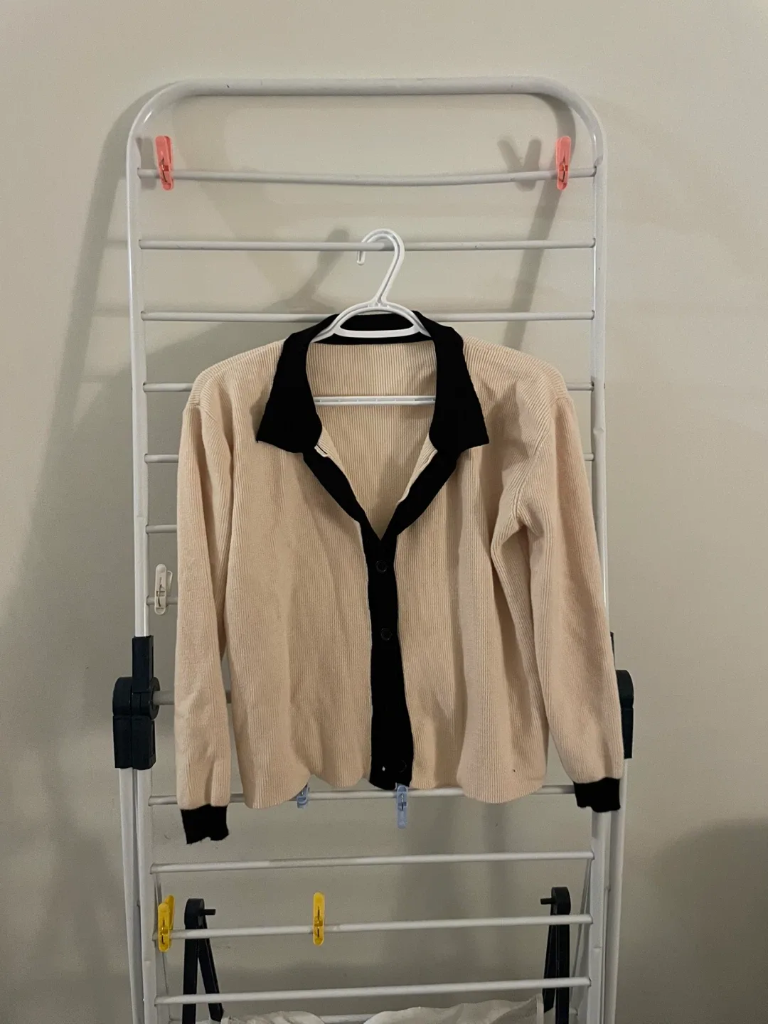 Fall/winter tops $10 each or $80 all together image indicator(2)