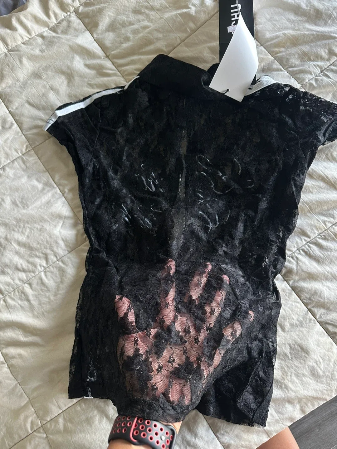 Selling a cute black lace top.! image indicator(3)