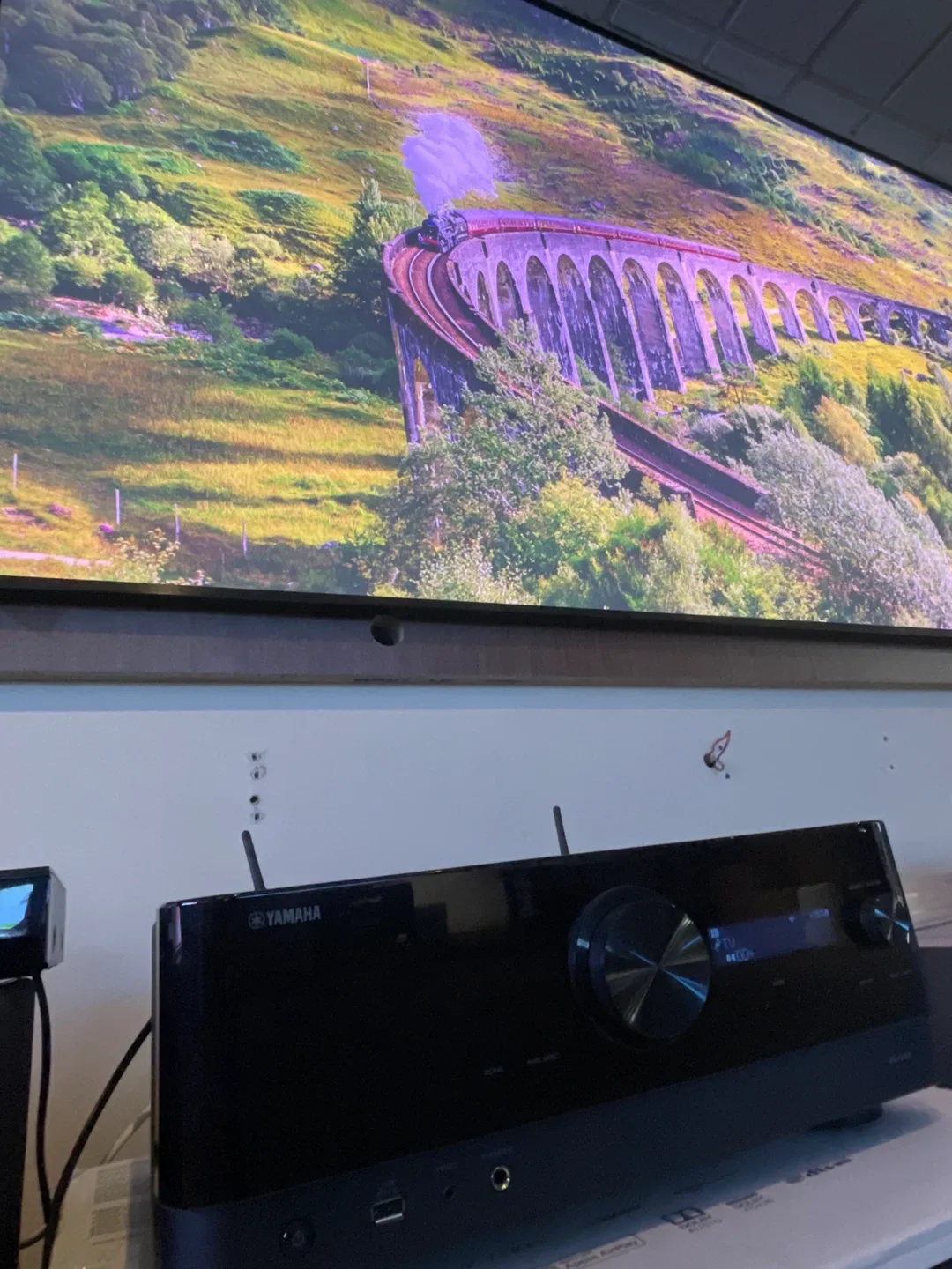 Yamaha RX-V4A AV Receiver image indicator(3)