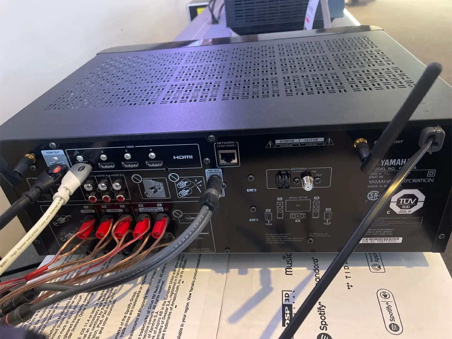 Yamaha RX-V4A AV Receiver image indicator(2)