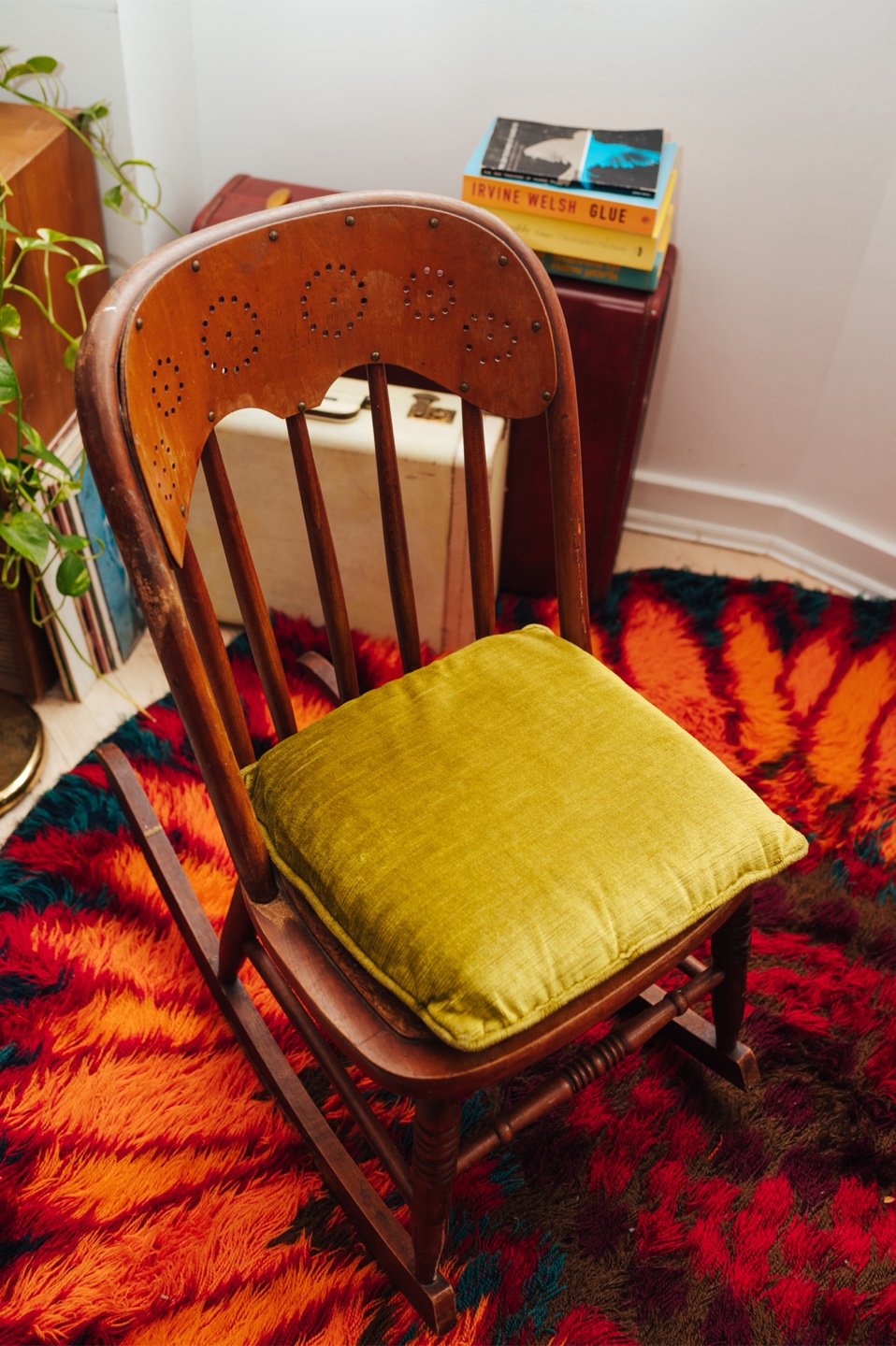 Cottage Core Bentwood Vintage Rocking chair 🤎 - photo 5