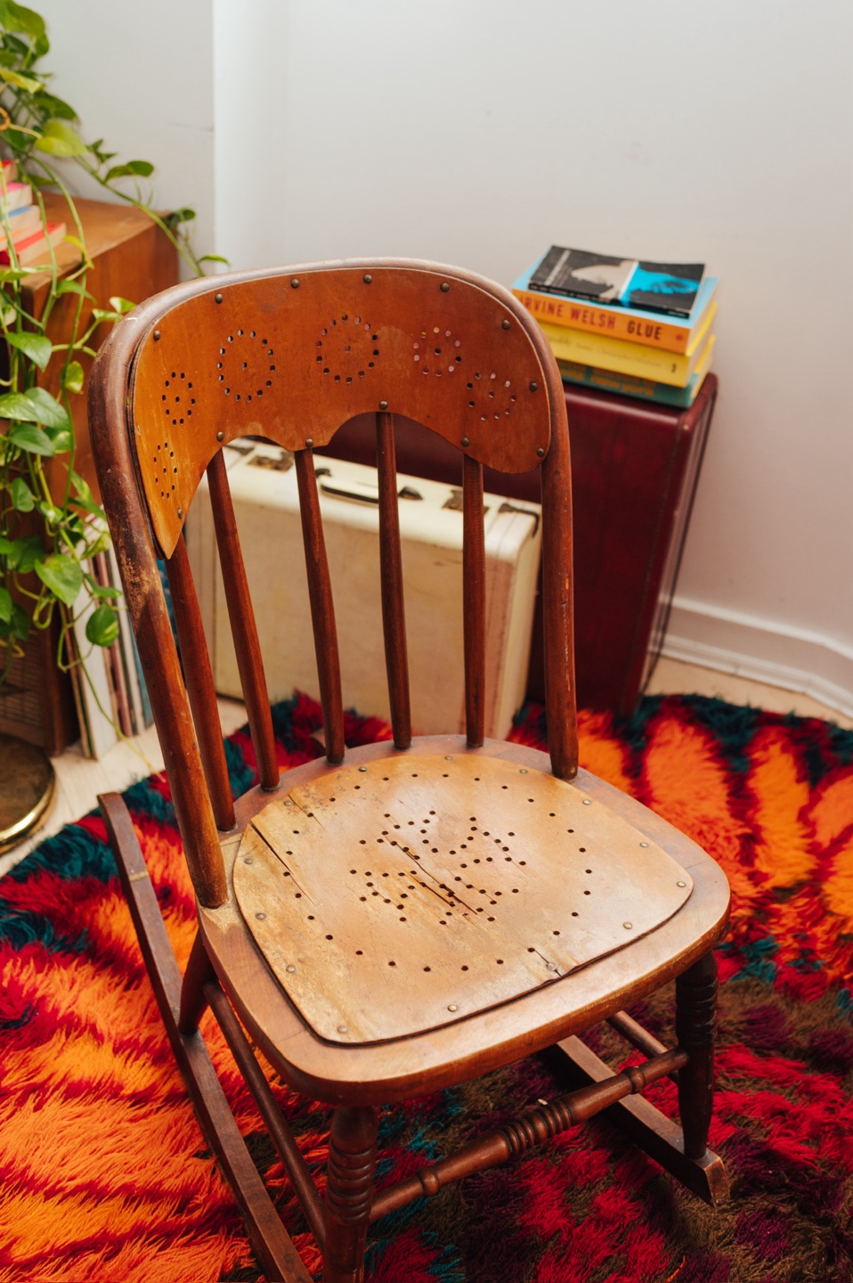 Cottage Core Bentwood Vintage Rocking chair 🤎 - photo 4