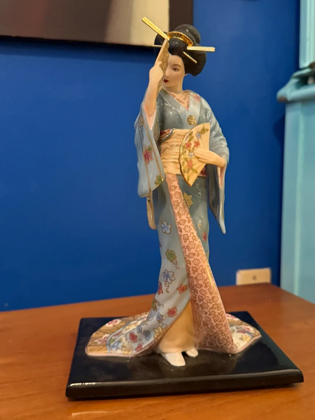 Vintage Porcelain Geisha Figurine