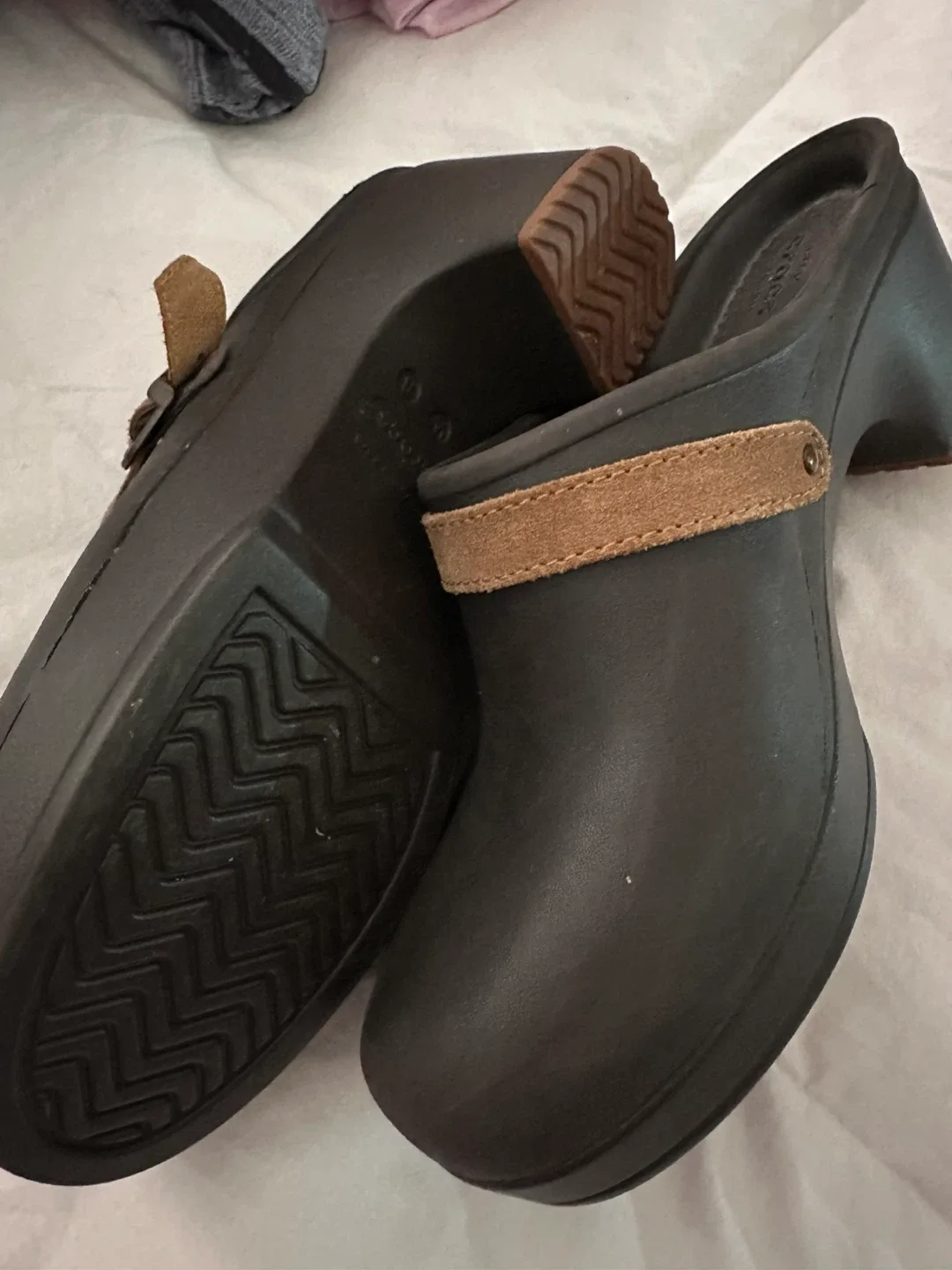 Crocs Clogs Brown Size 8W image indicator(2)