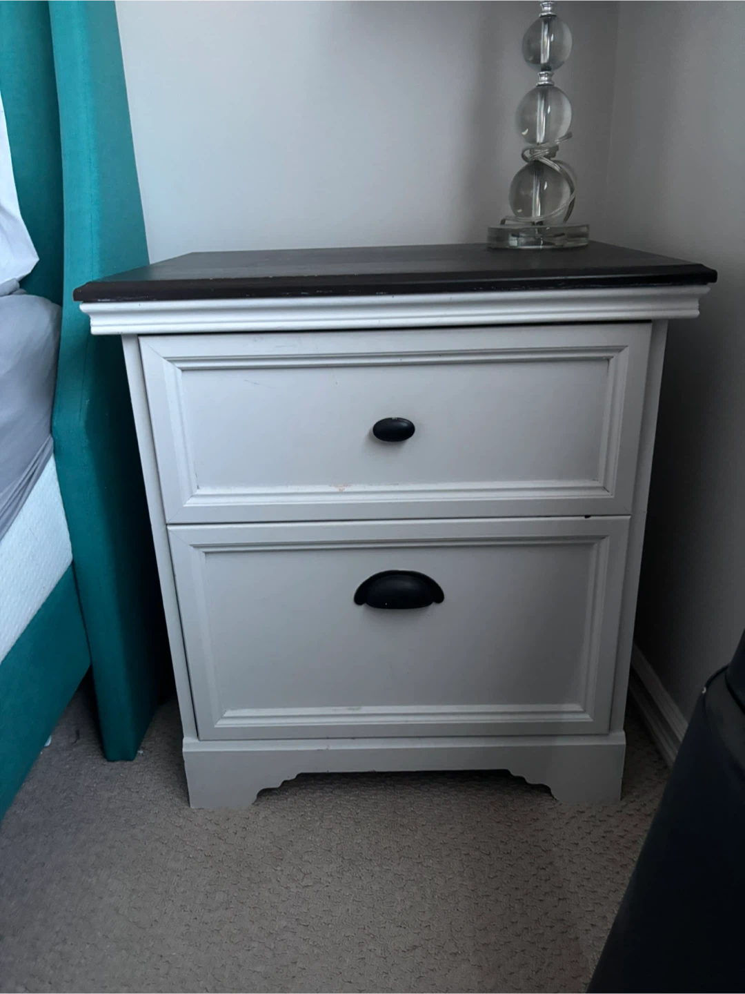 White 2-Drawer Nightstand