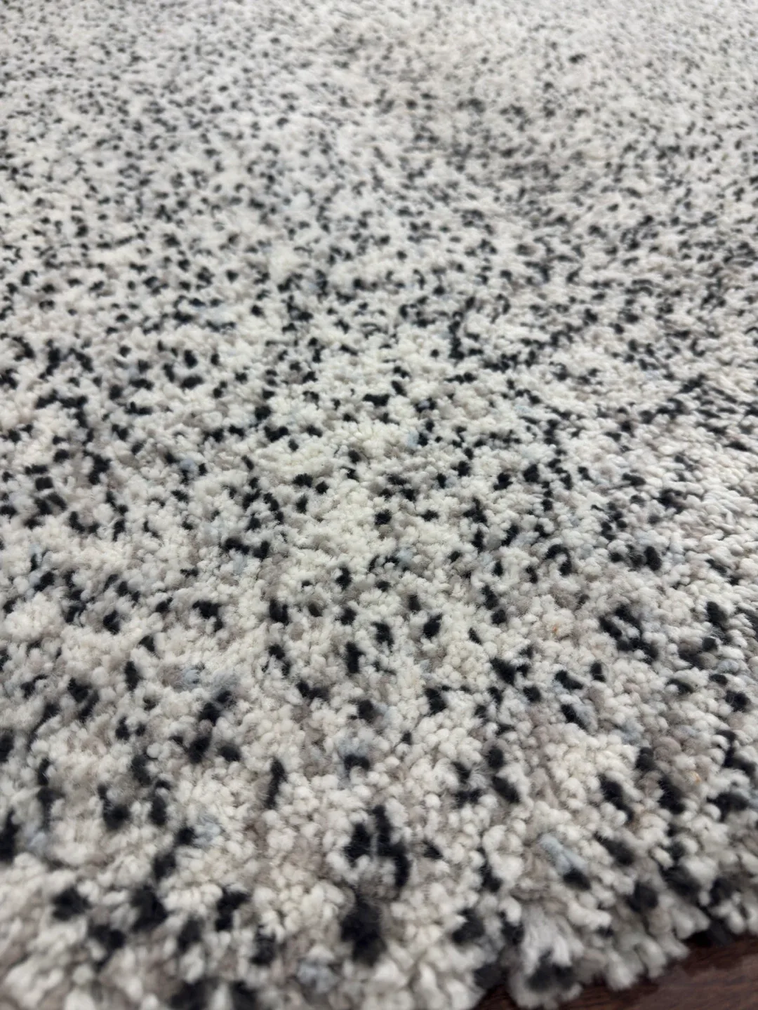 White Modern Rug image indicator(6)