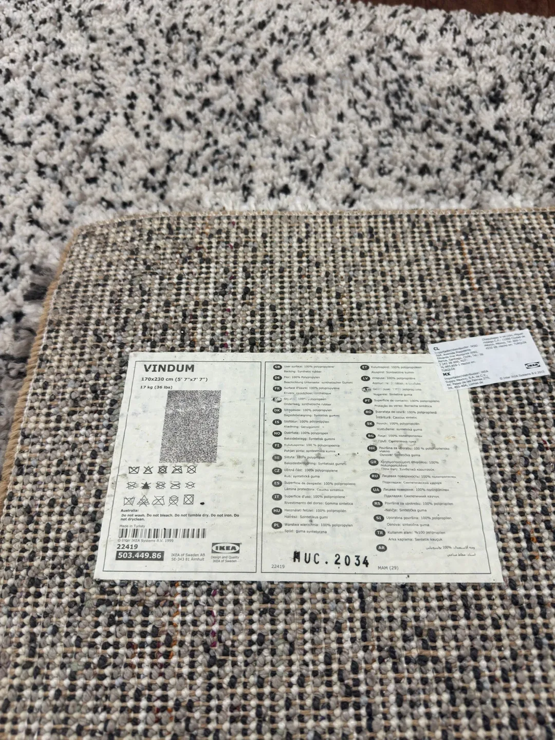 White Modern Rug image indicator(5)