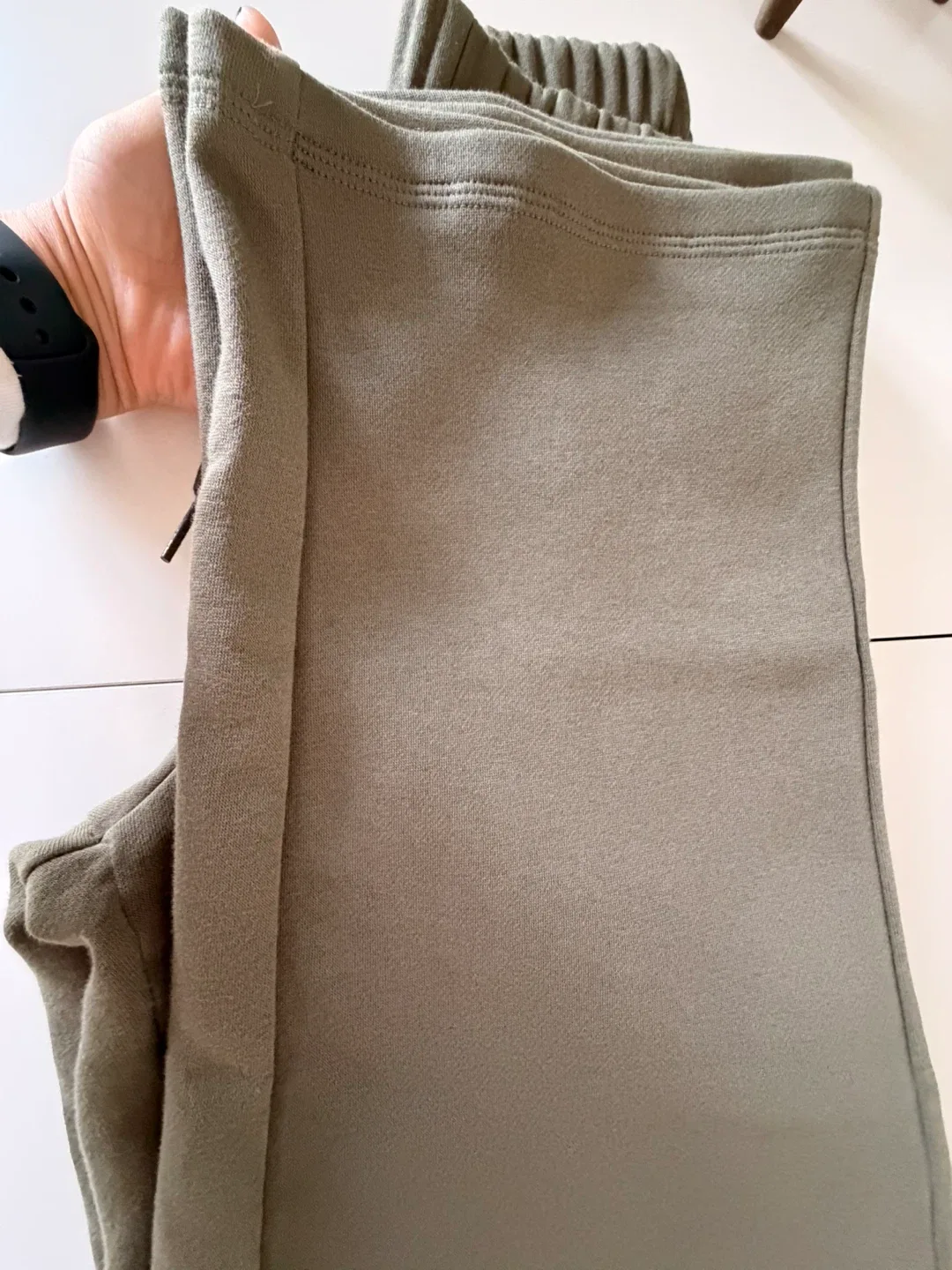 Adidas XS Olive Green Sweatpants image indicator(3)