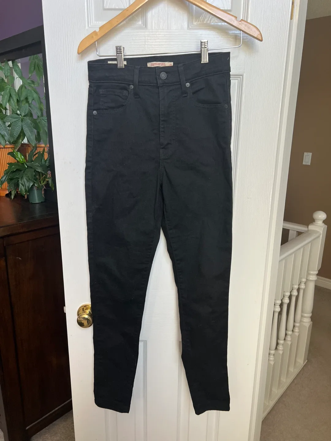 Levi's Mile High Super Skinny Jeans - Size 28