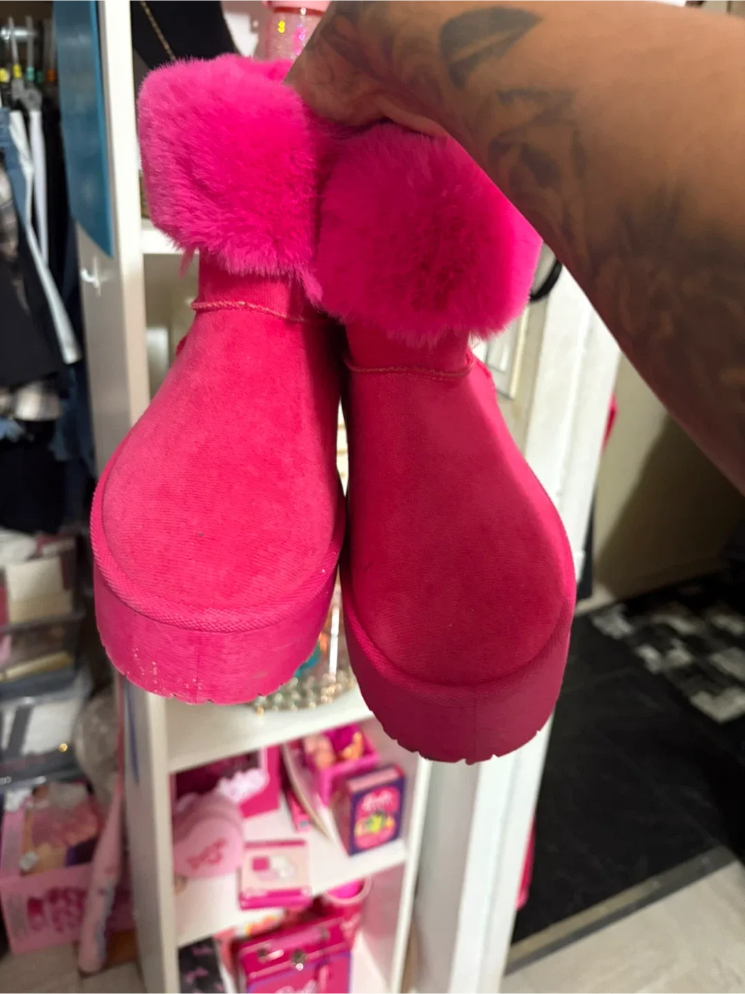 Pink Platform Boots image indicator(2)