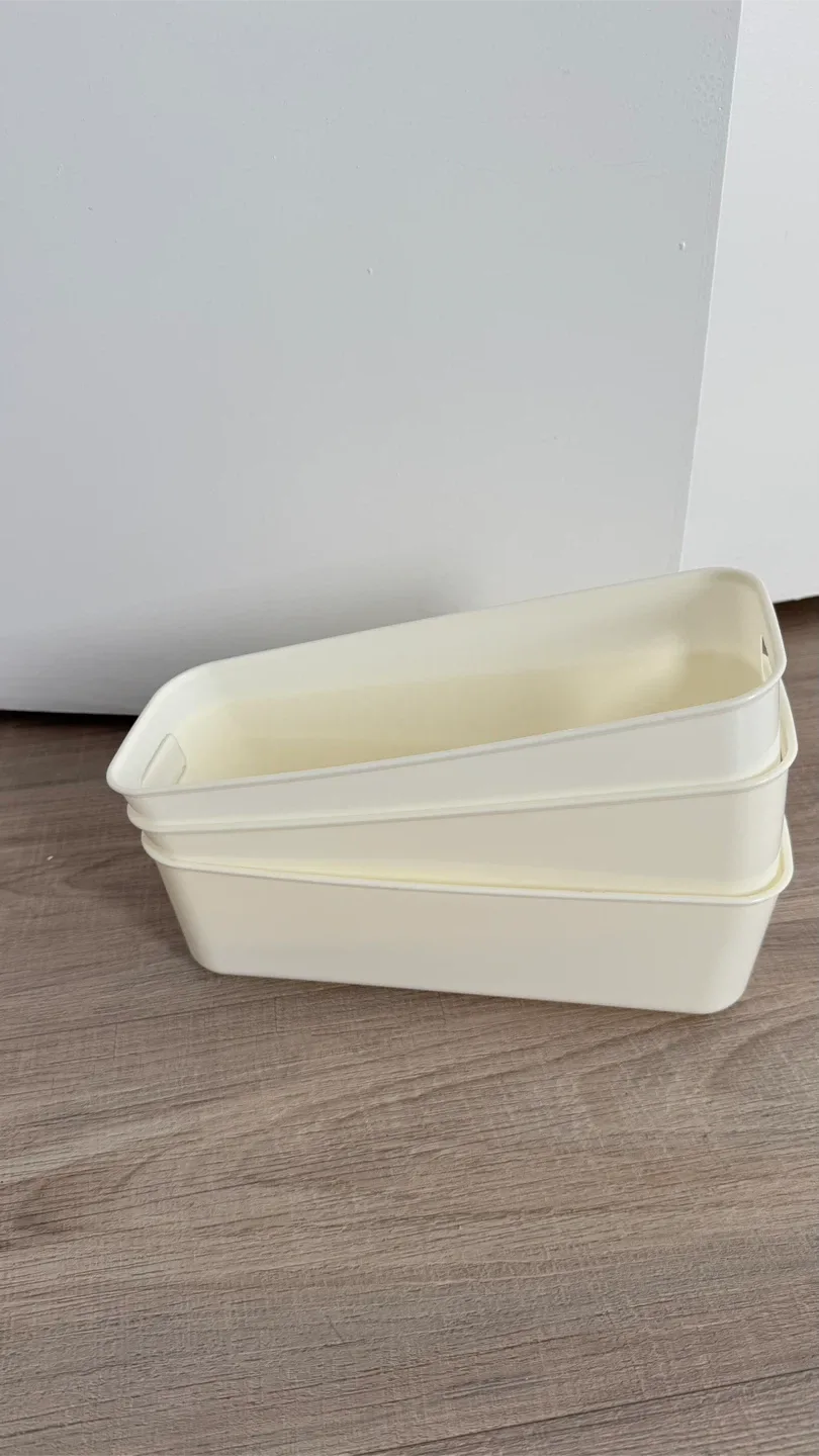 White Plastic Storage Bins - Set of 4 image indicator(5)
