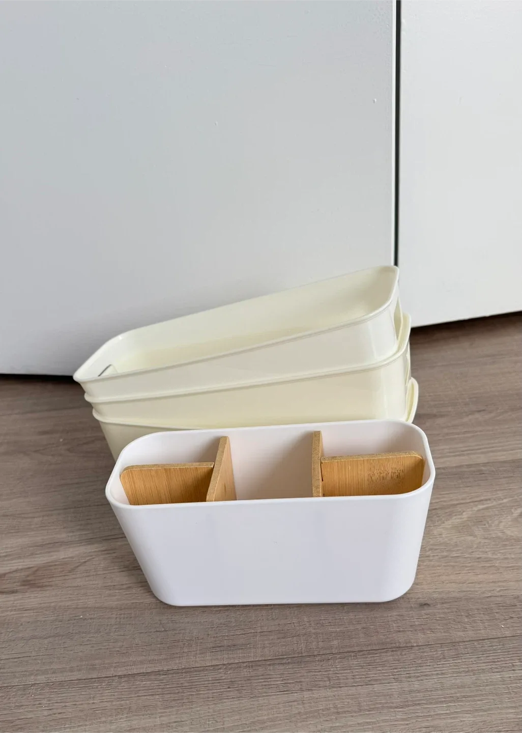 White Plastic Storage Bins - Set of 4 image indicator(6)