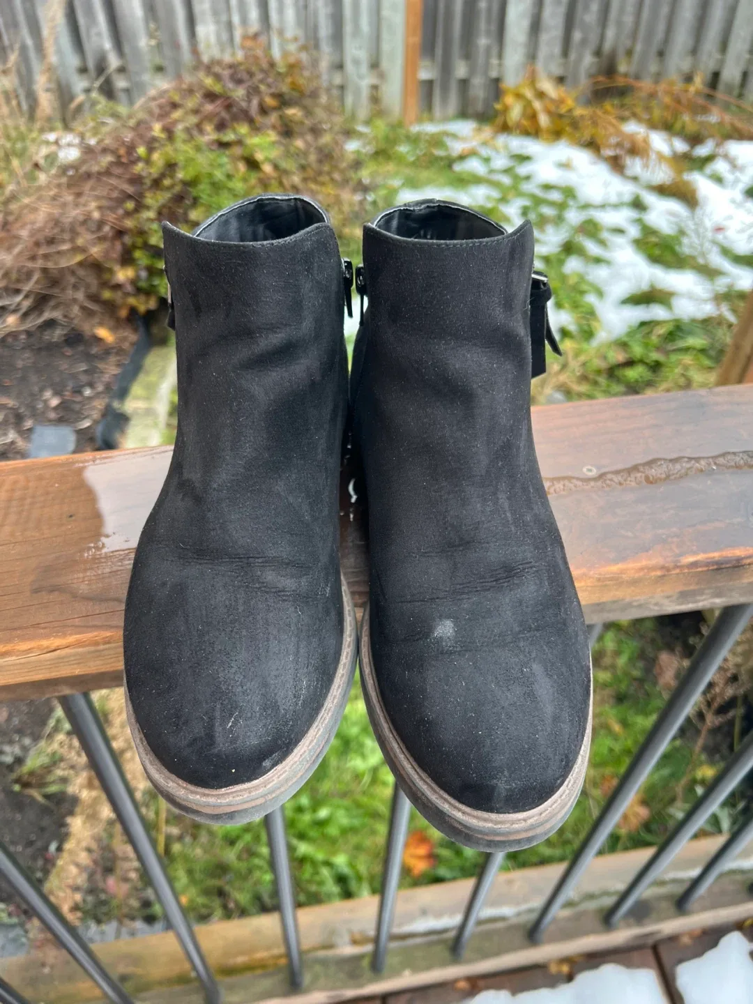 Esprit Black Ankle Boots size 9.5 image indicator(2)