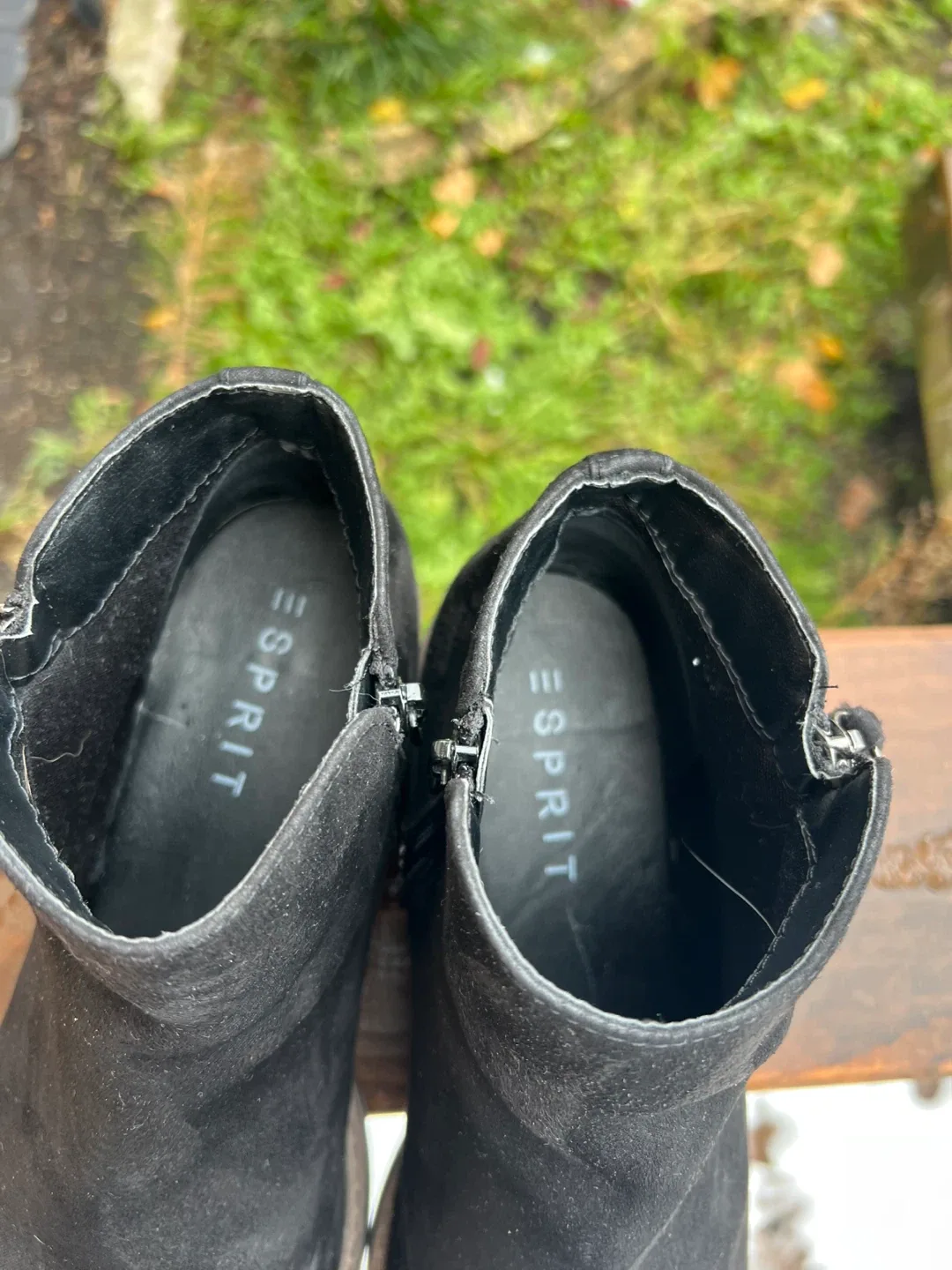 Esprit Black Ankle Boots size 9.5 image indicator(3)