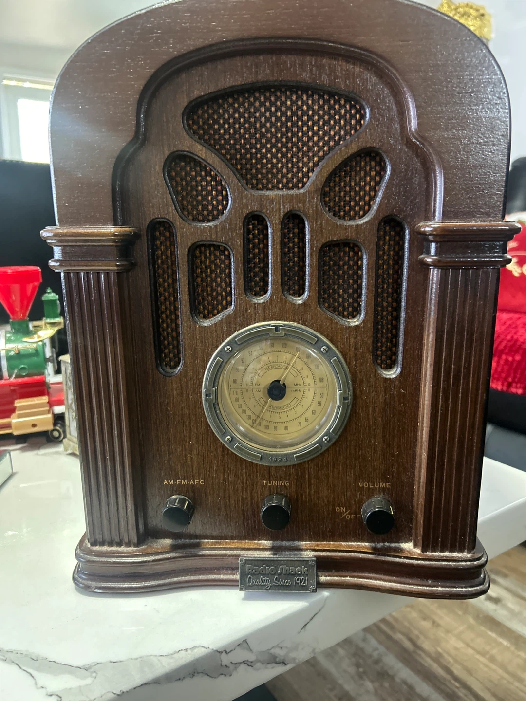 Radio Shack Vintage Style Radio