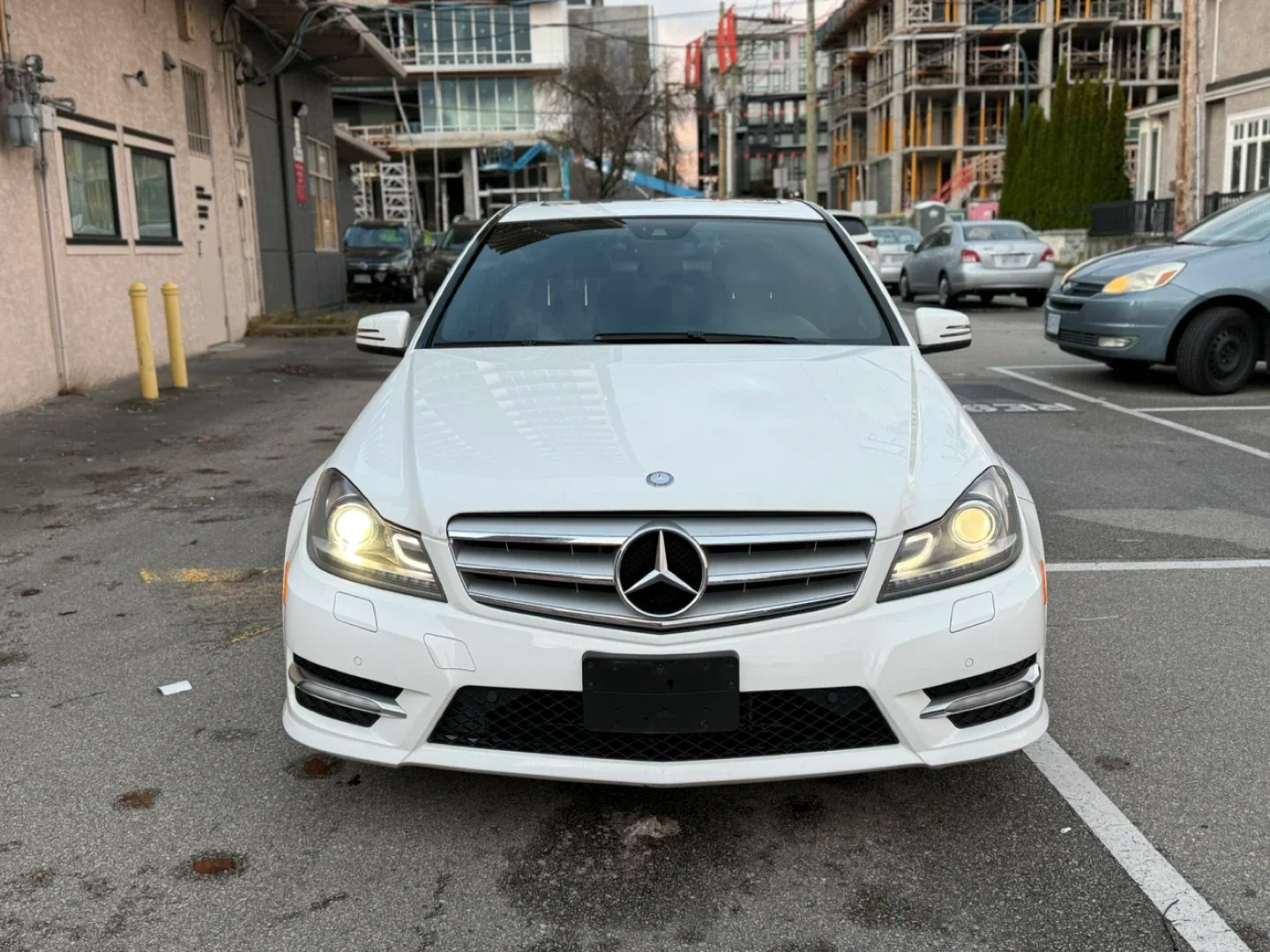 2013 Mercedes Benz C300 image indicator(5)