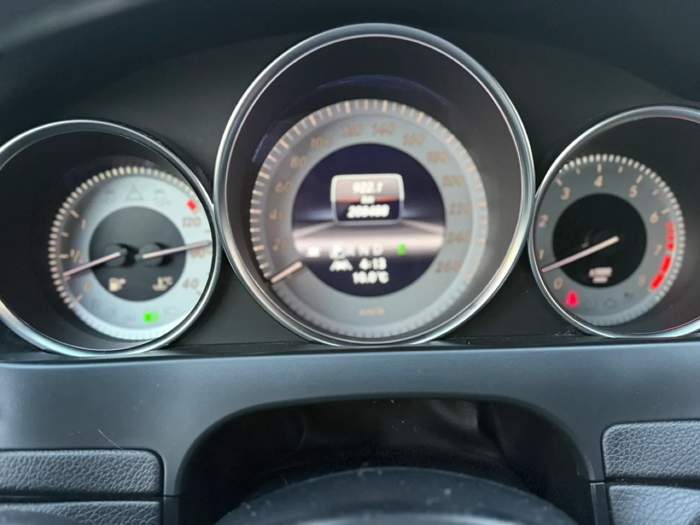 2013 Mercedes Benz C300 image indicator(9)