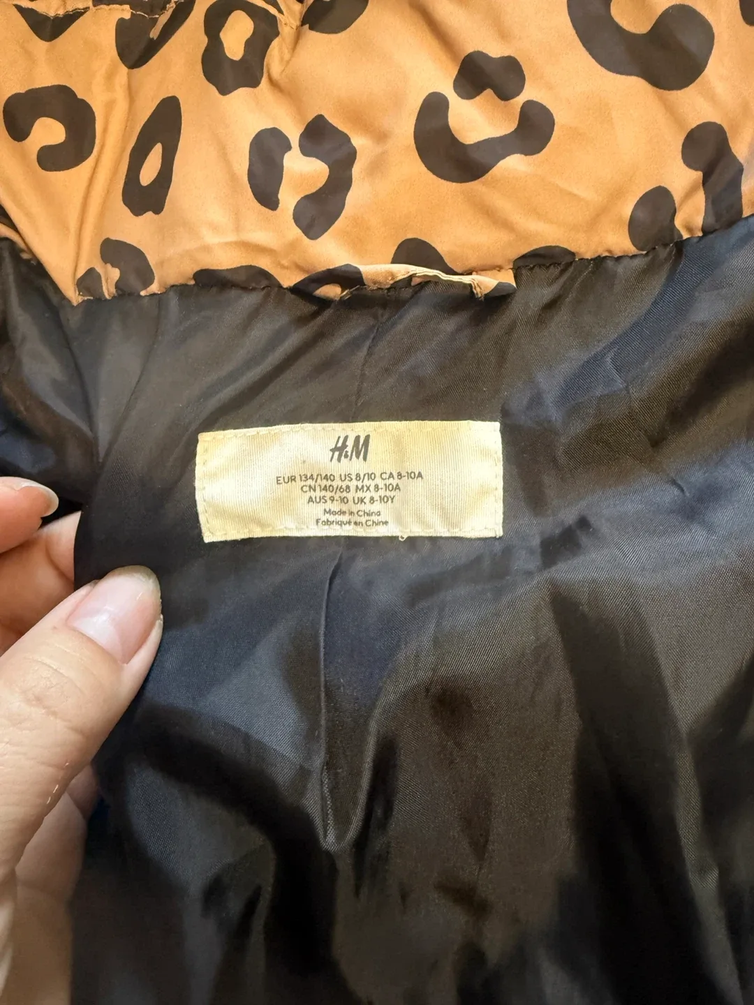 H&M Leopard Print Puffer Jacket - Size 8-10 image indicator(4)