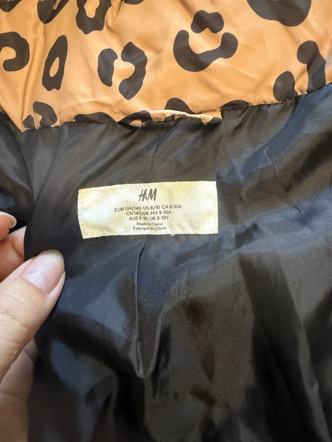 H&M Leopard Print Puffer Jacket - Size 8-10 image indicator(3)