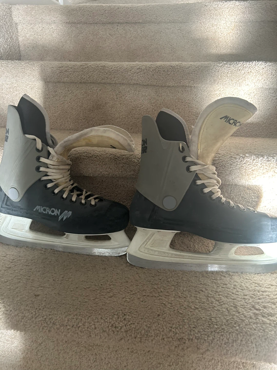 Micron Ice Hockey Skates  size 8 - photo 3