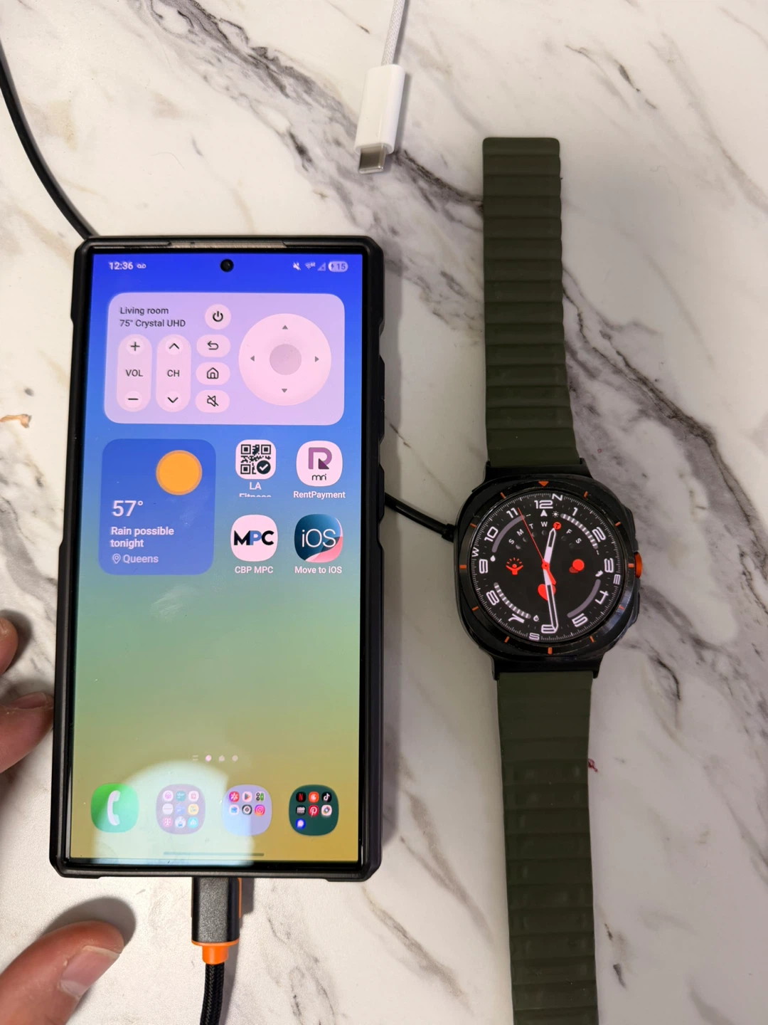 Samsung Galaxy 24s ultra and watch - photo 2