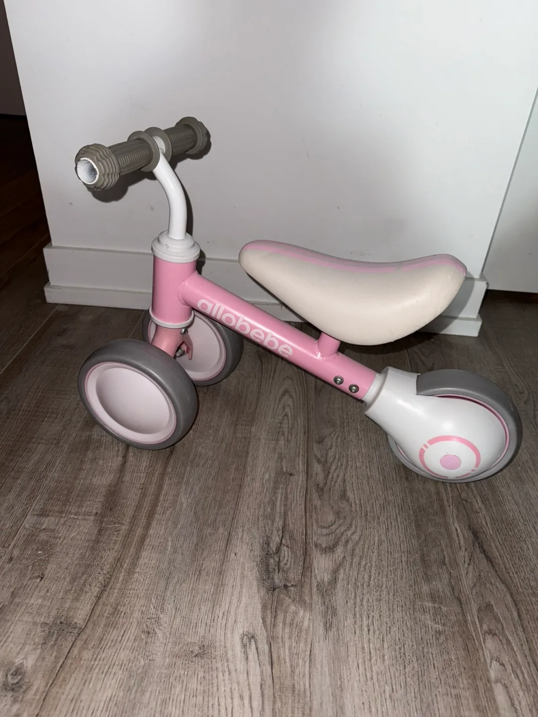 Kids toys image indicator(3)