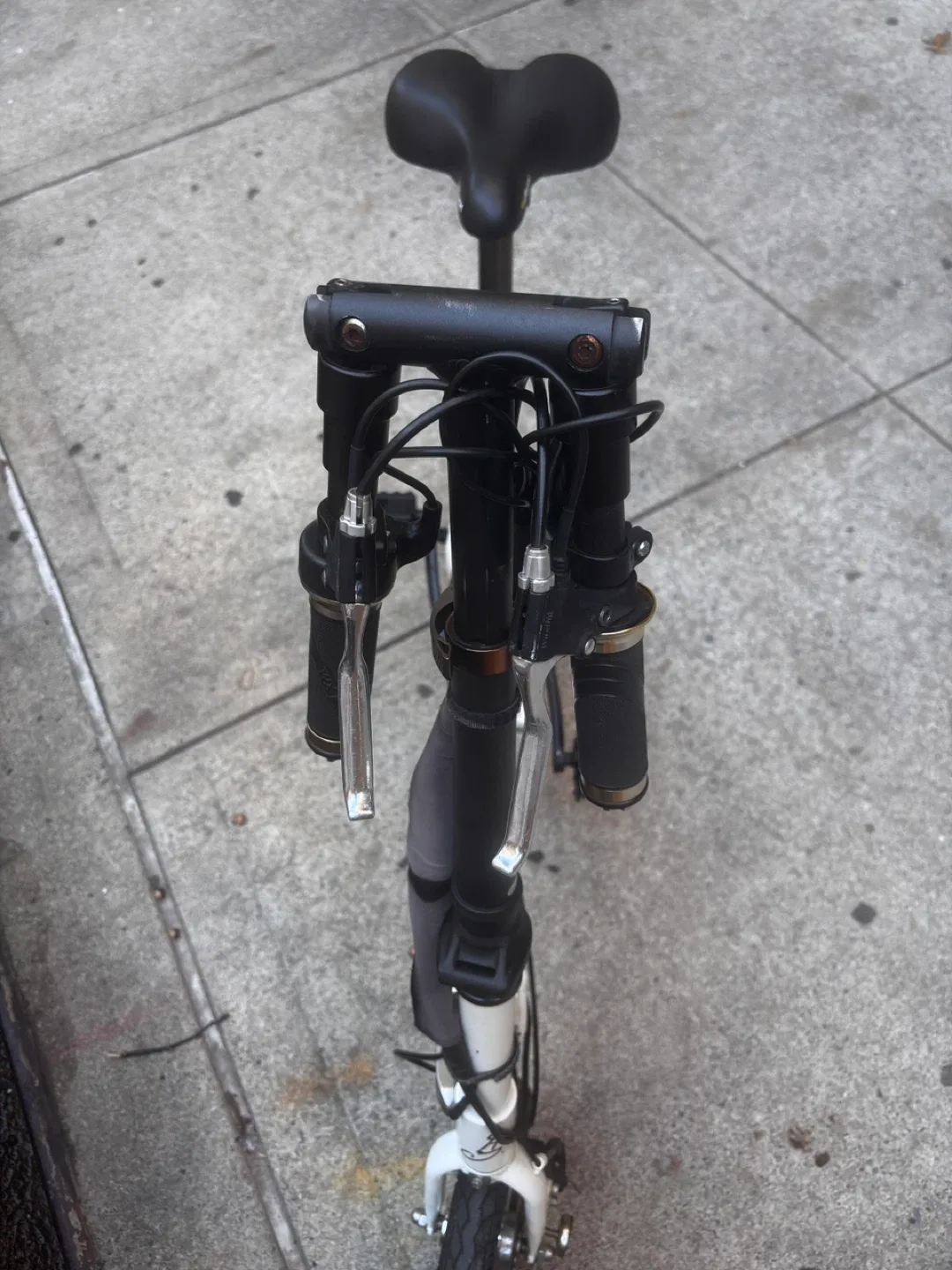 SMALL Folding Bike (ebike, no battery)- Clean, Oiled image indicator(6)