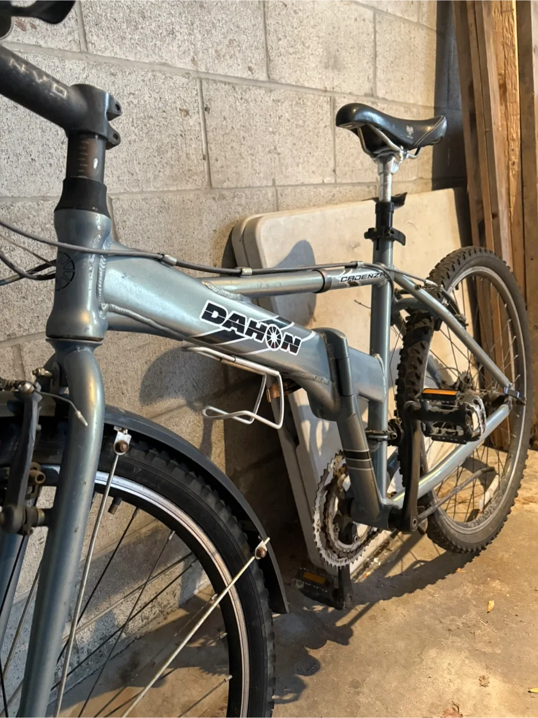 Dahon Cadenza Folding Bike image indicator(2)