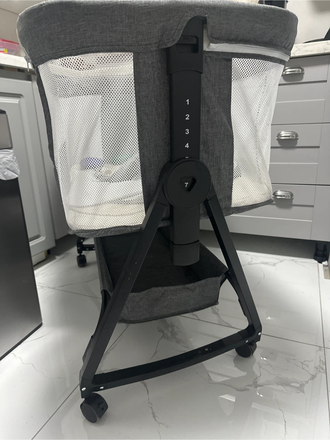 Grey Bedside Bassinet - photo 2