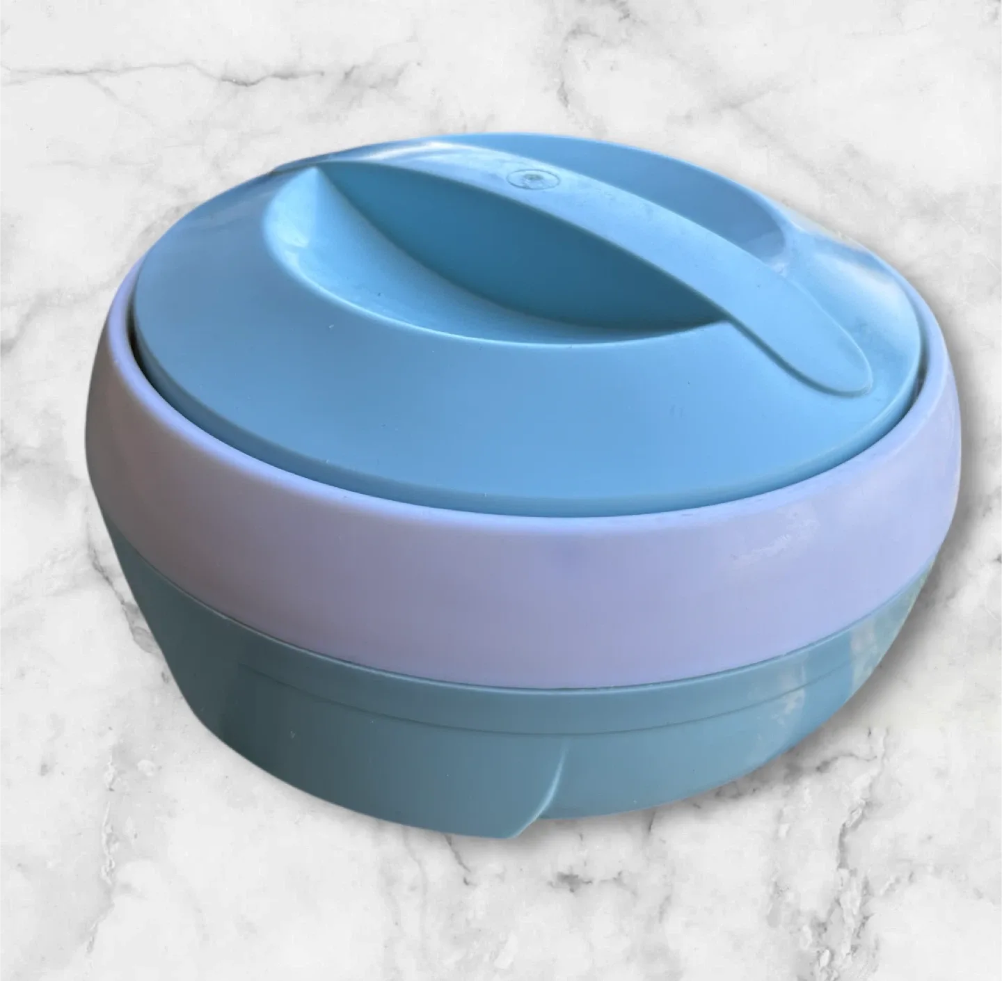 Casserole food container- Like new! image indicator(3)