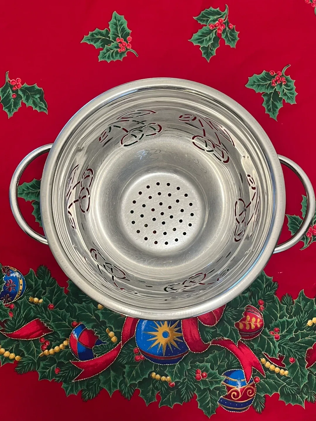 Paderno Stainless Steel Colander image indicator(2)