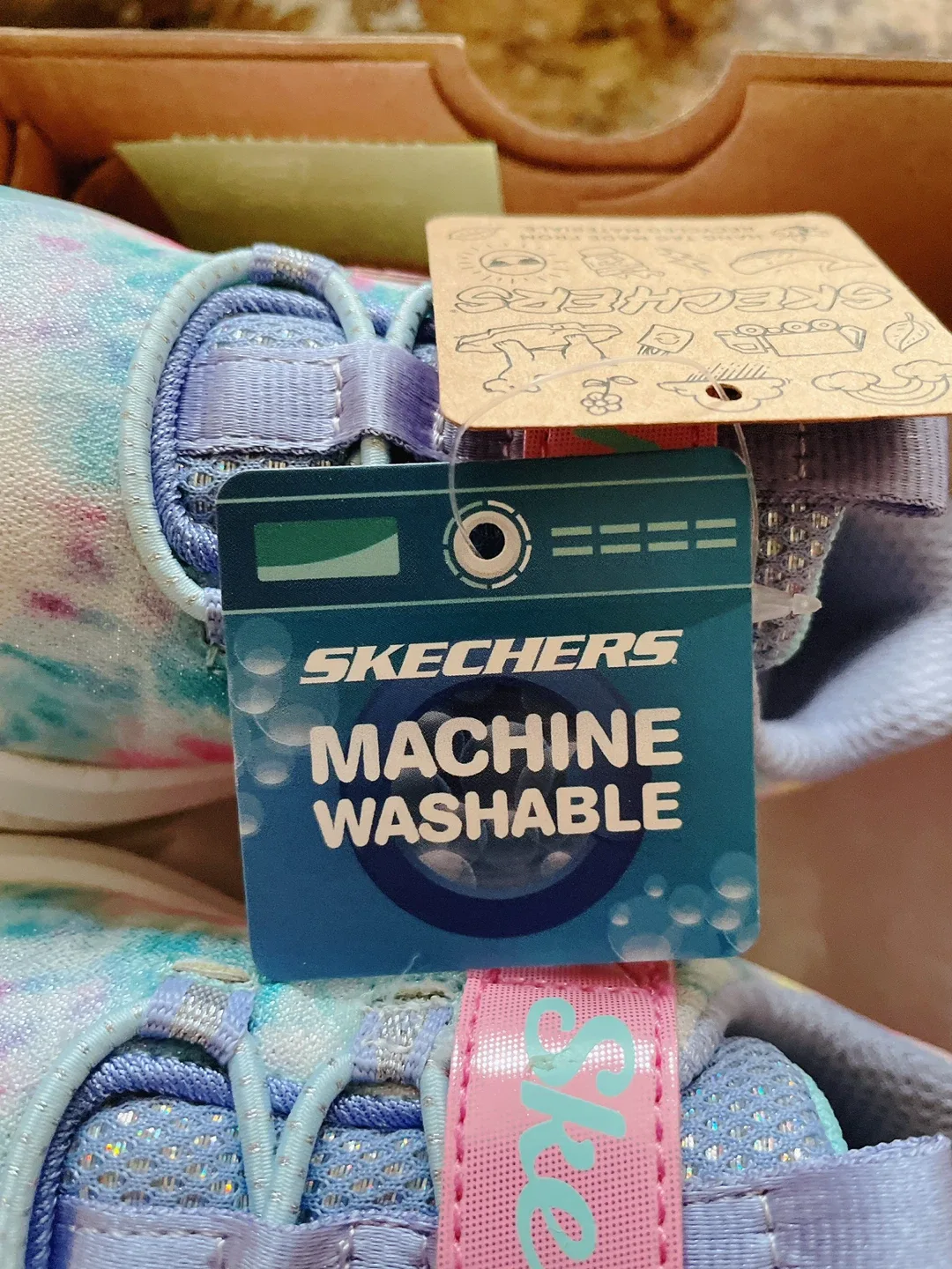 Brand New Skechers Toddler Size 5 image indicator(5)
