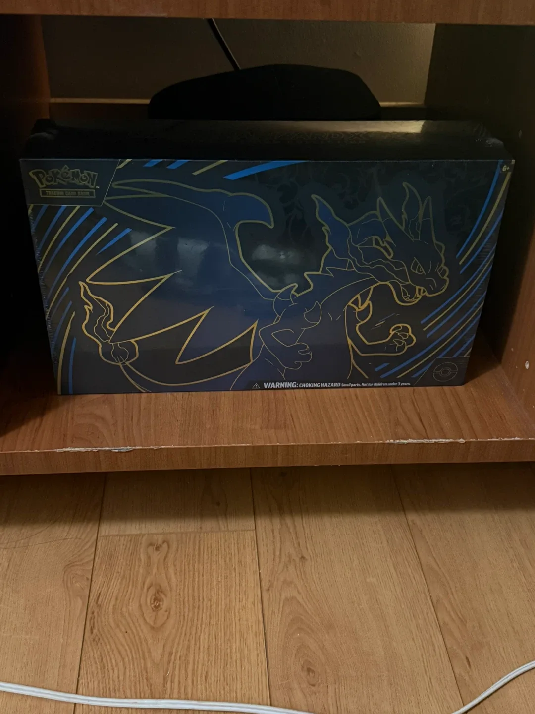 Pokémon TCG Charizard Ultra-Premium Collection