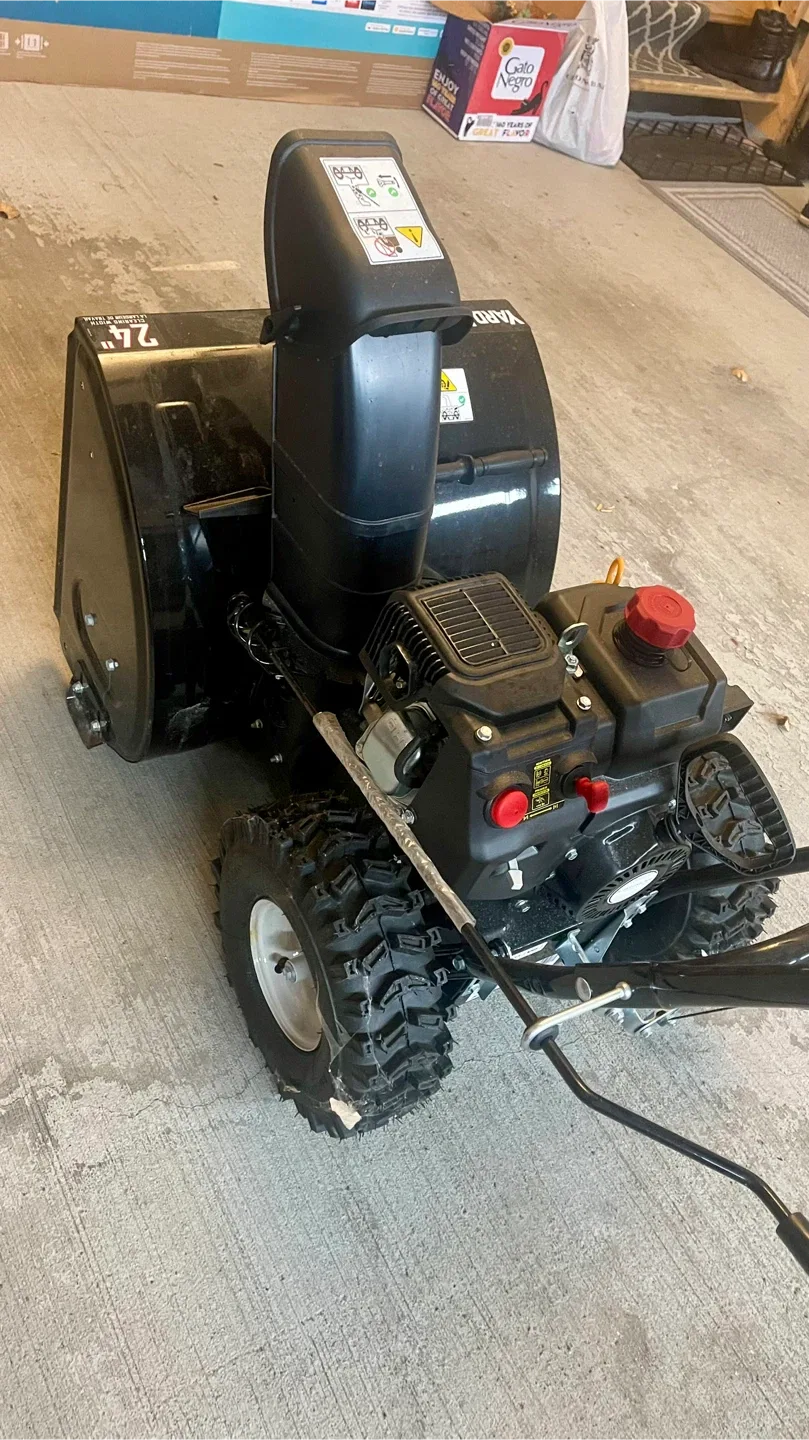 Yard Machines 24" 208cc 2-Stage Snowblower Electric & Pull Start image indicator(4)
