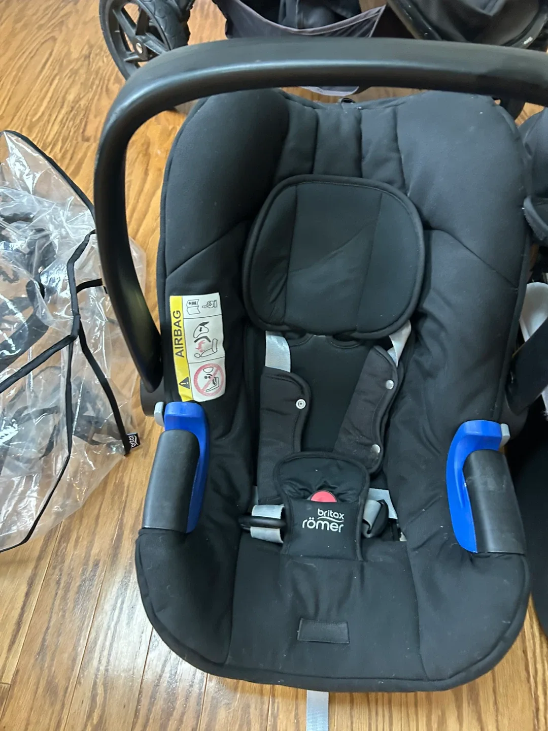 Britax Travel System - Stroller, Bassinet, Car Seat image indicator(4)