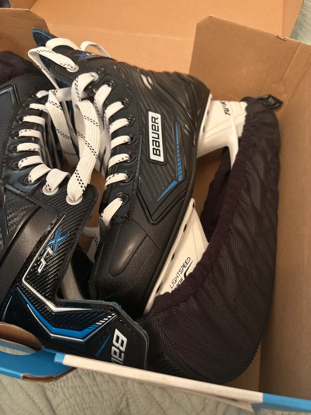 Bauer X-LP Skate - SR - Size 7 image indicator(4)
