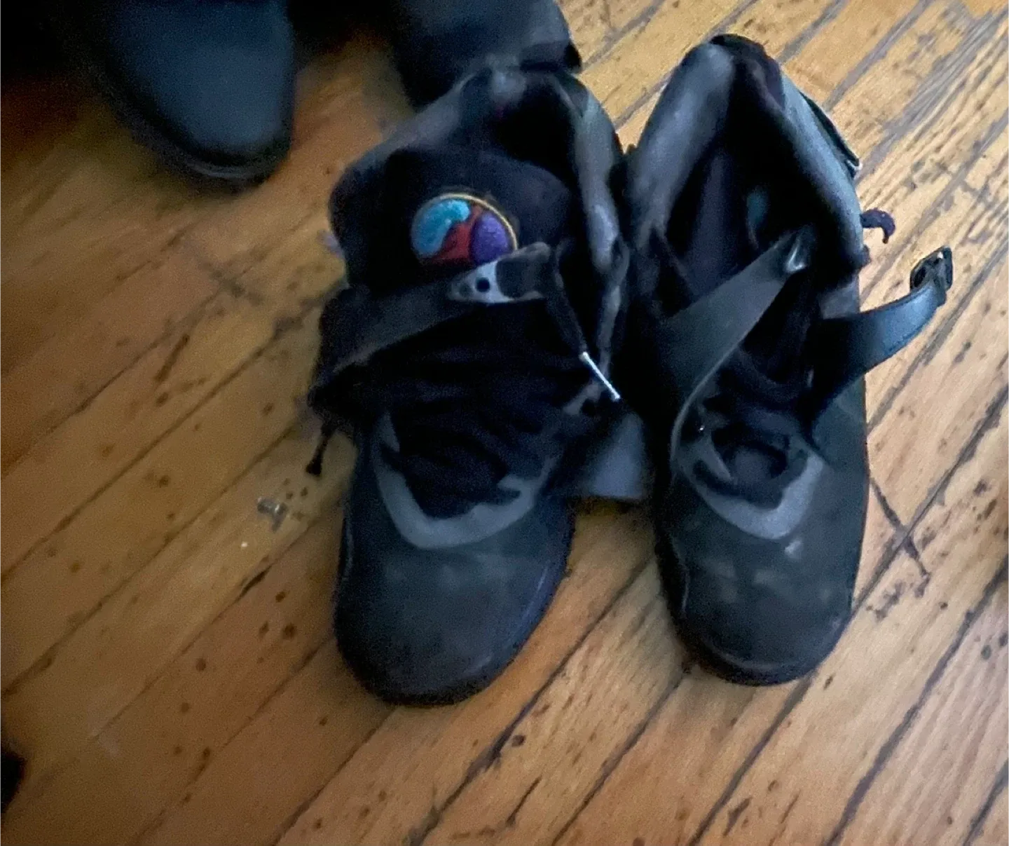 Jordan 8 Retro Black обувки image indicator(2)