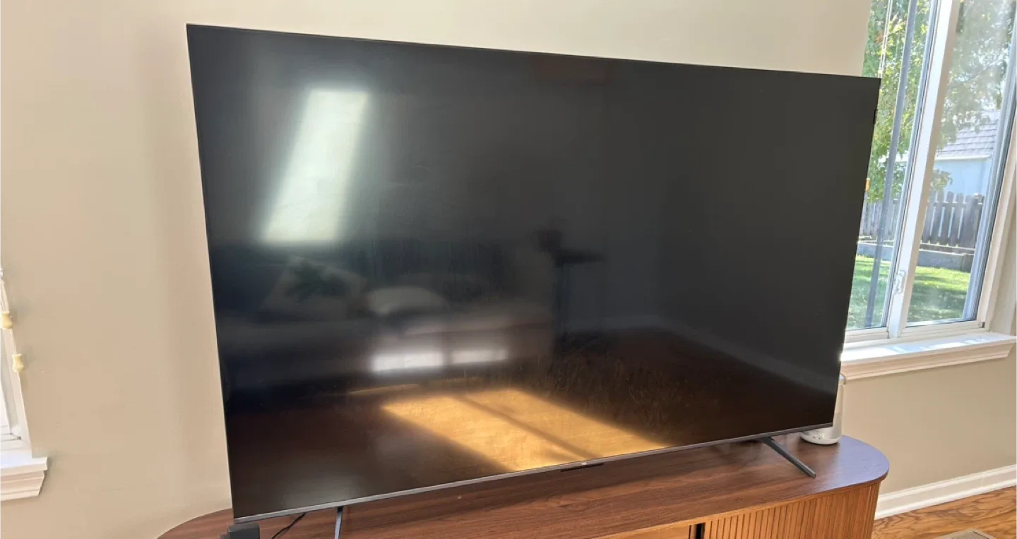 TCL 65" 4K UHD HDR Smart TV image indicator(2)