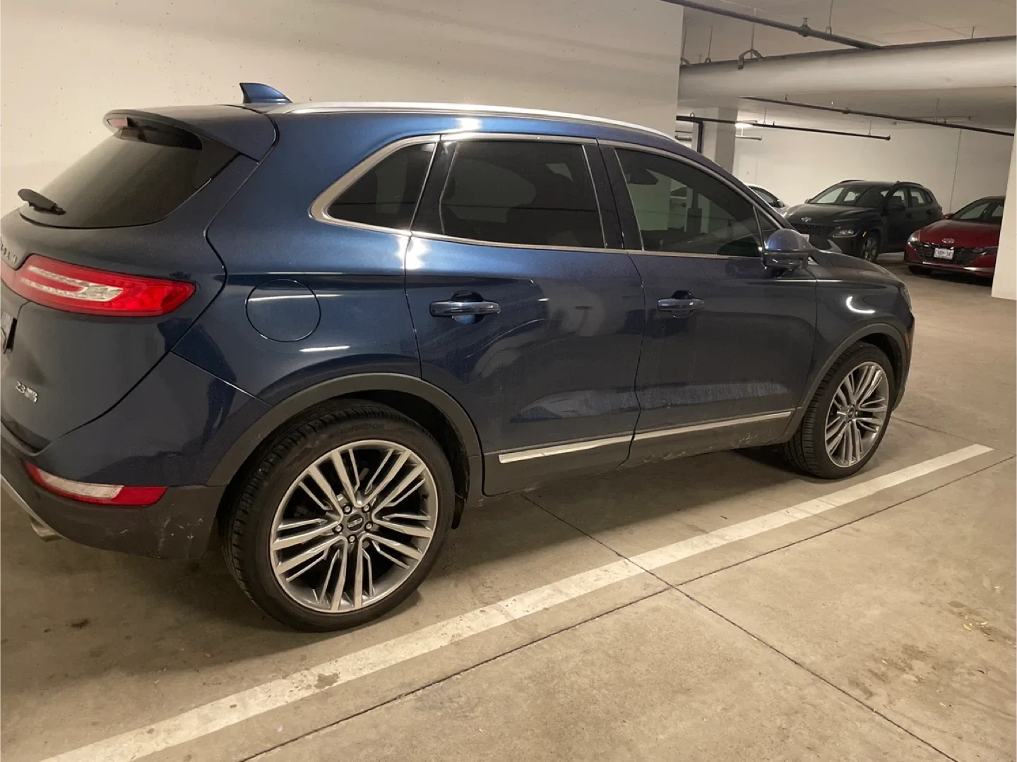 Lincoln MKC SUV image indicator(2)