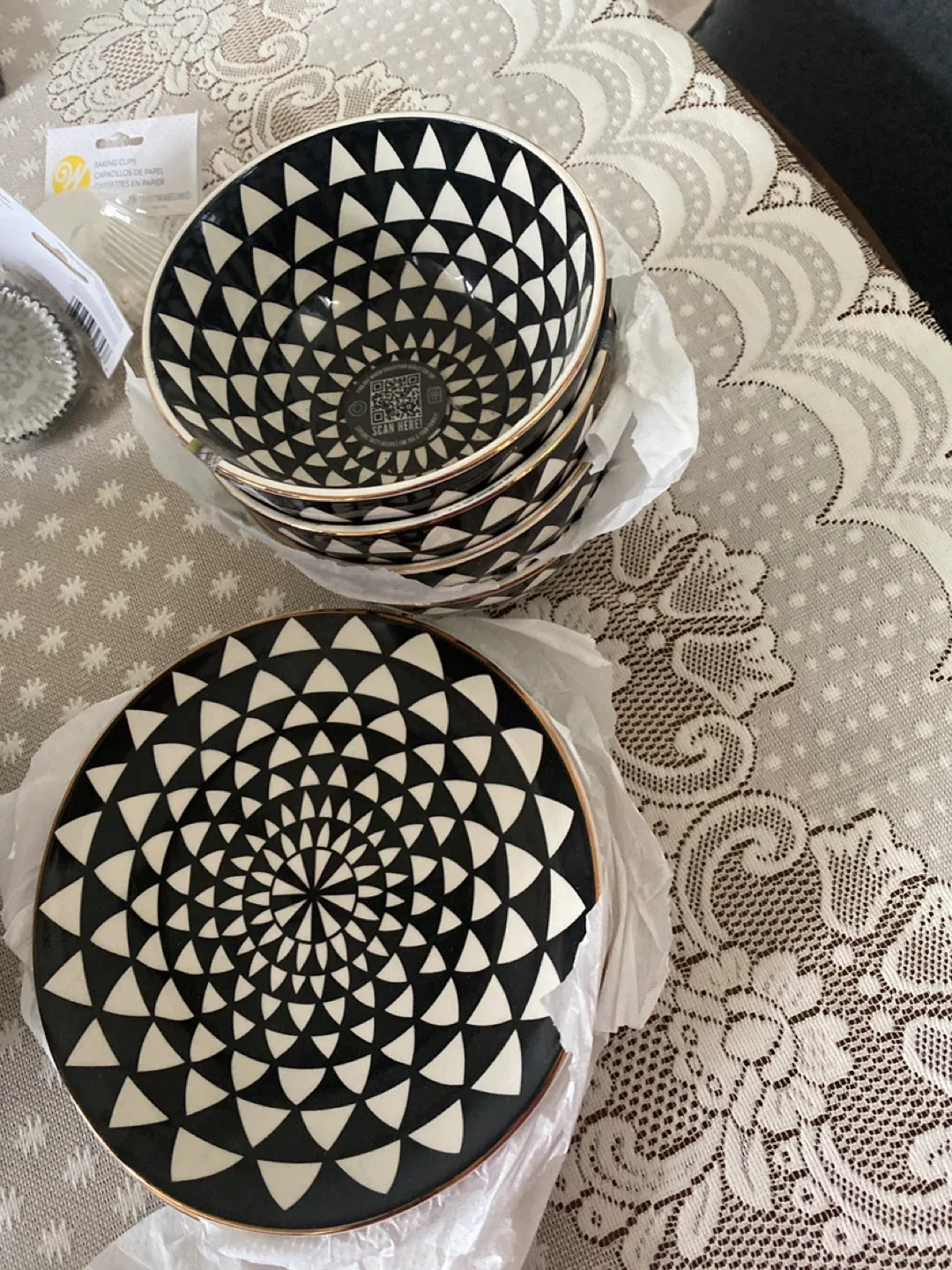 Black & White Patterned Bowls & Plates