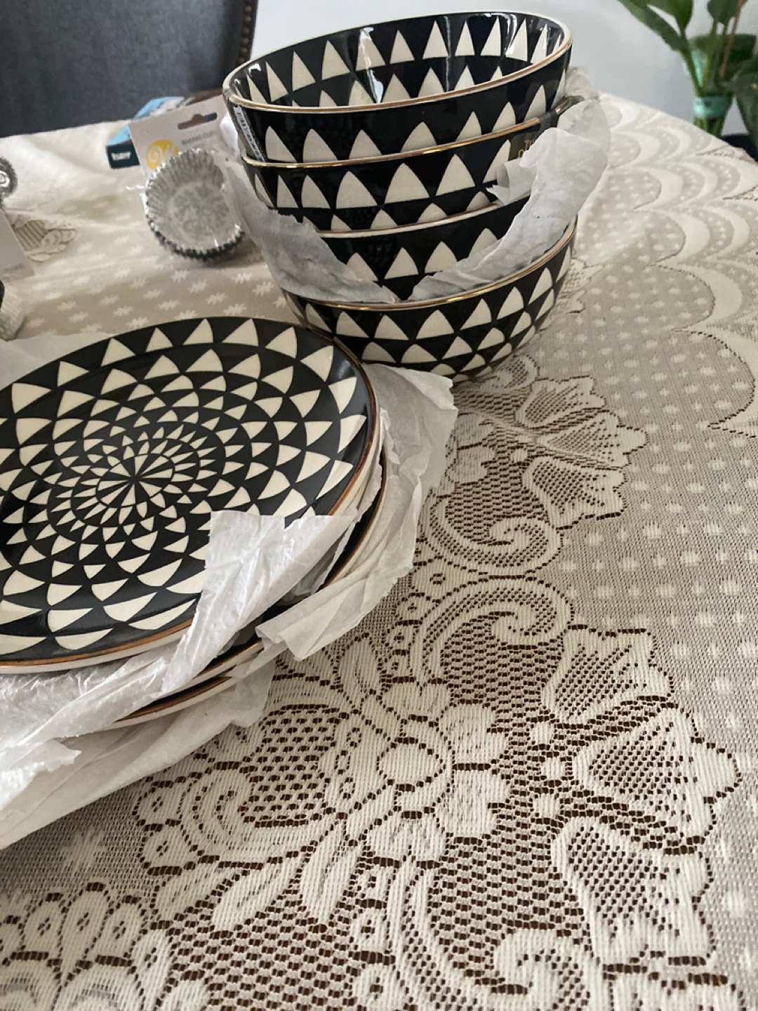 Black & White Patterned Bowls & Plates - photo 2