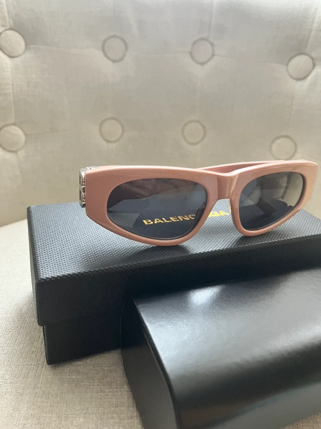 Balenciaga Pink Sunglasses image indicator(4)