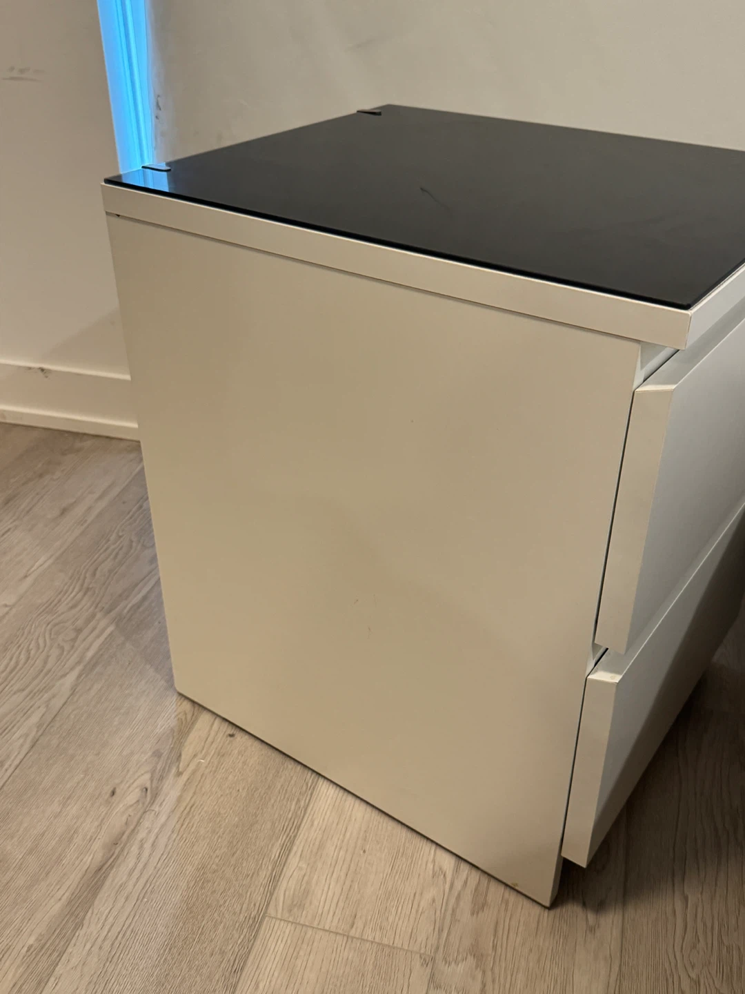 White Bedside Table with Black Glass Top - photo 3
