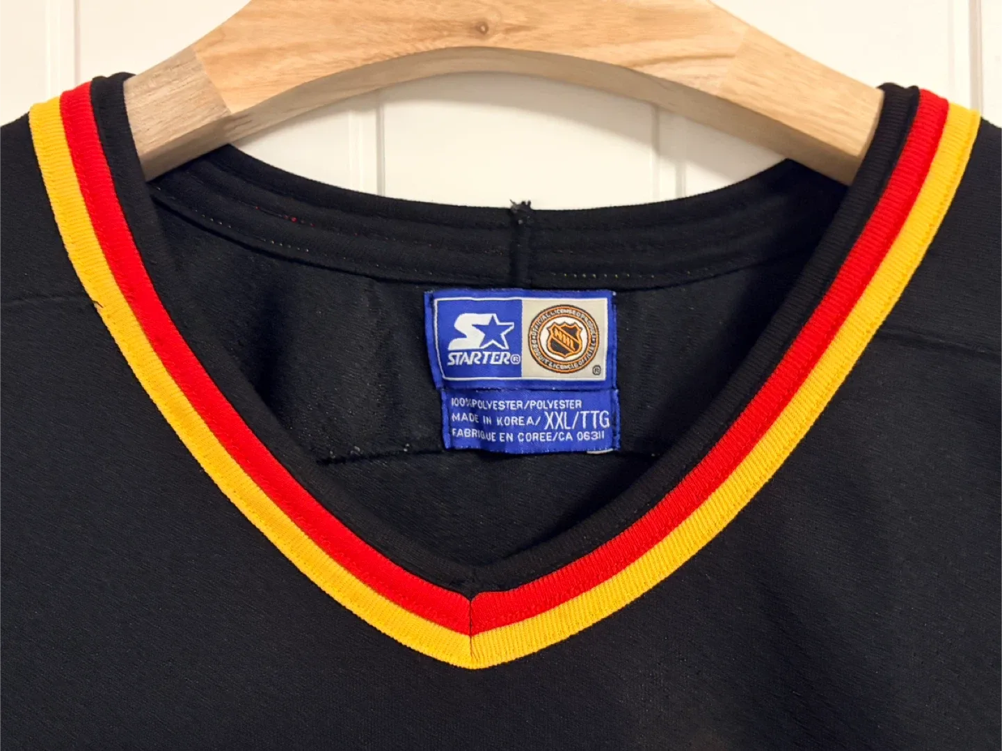 Authentic Starter Vancouver Canucks Black Skate Jersey XXL image indicator(3)