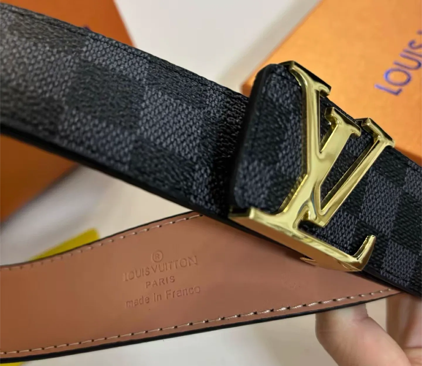 Louis Vuitton Damier Graphite Belt image indicator(4)